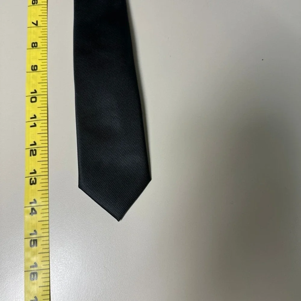 Cat & Jack Boys Black Pre-Tied Adjustable Necktie Size M/L Matte Twill Formal